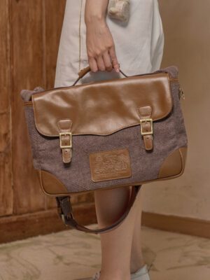 Field Note : Earth Brown